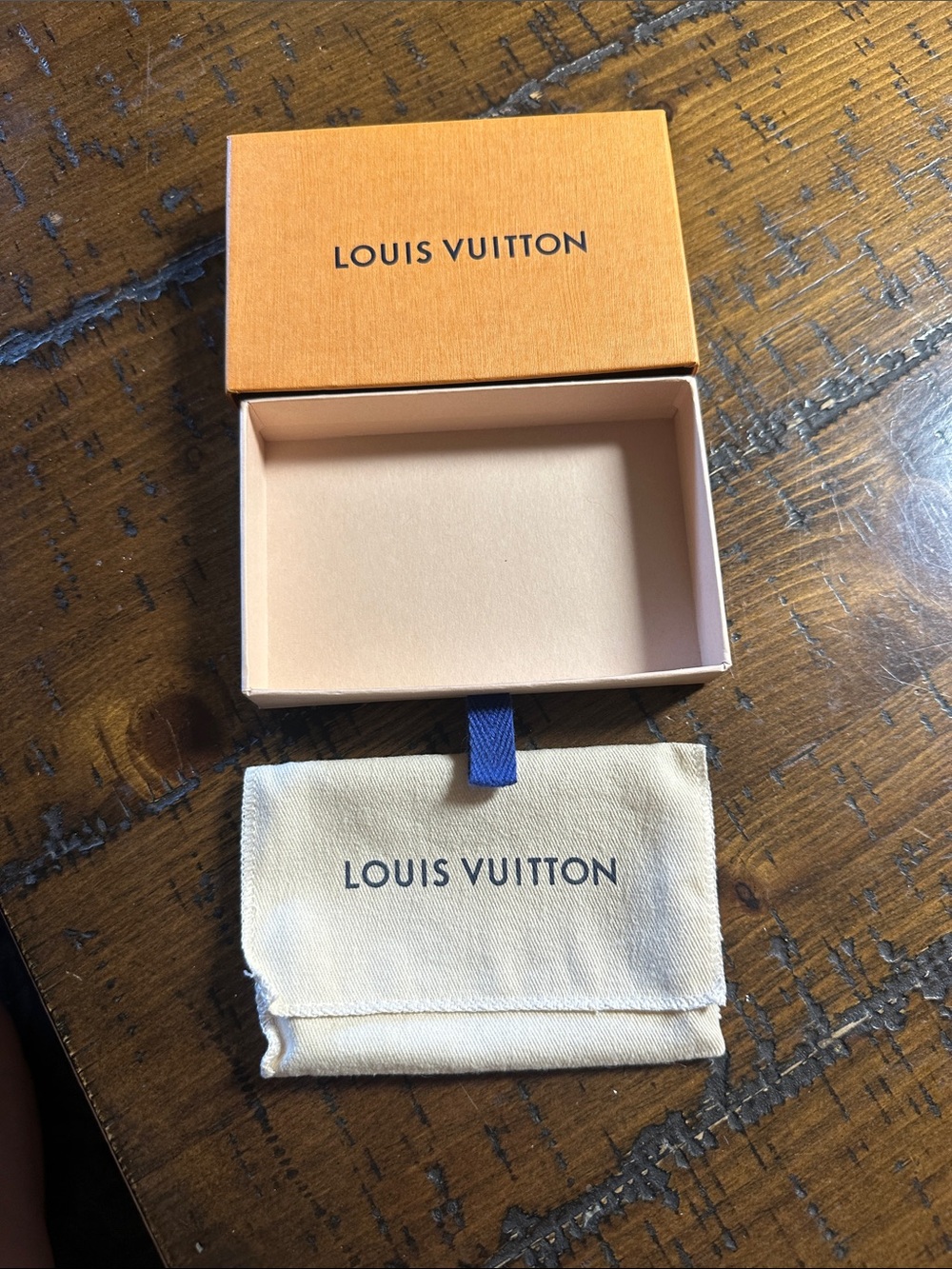 Louis Vuitton Orange Box with Beige Dust Pouch and Blue Pull Tab - Picture 1 of 4